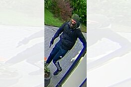 Overvallers laten doodsbange vrouw vastgebonden achter