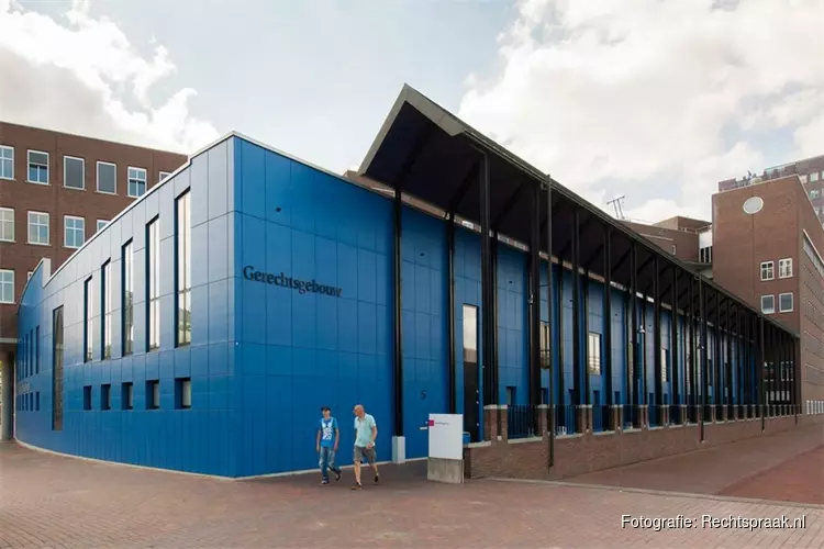 18 jaar cel en tbs voor kerstmoord Hengelo
