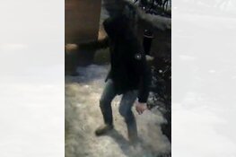 Gezocht: Vrouw beroofd bij pinautomaat, wie kent de dader?