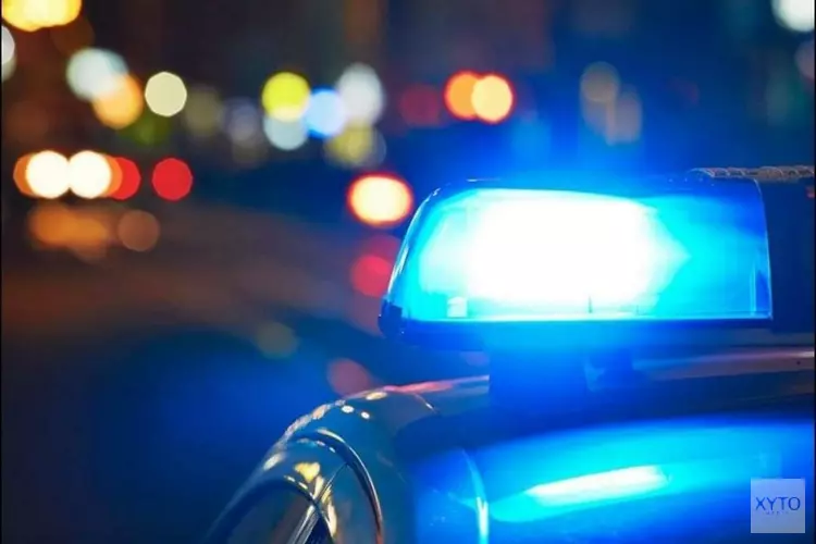 Politie treft gewonde man met steekwonden aan