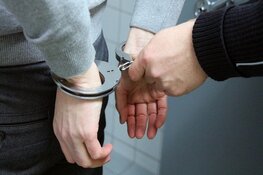 Drie mannen aangehouden voor illegaal verspreiden van toetsen