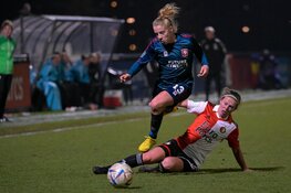 Koploper FC Twente met nipt verschil langs Feyenoord