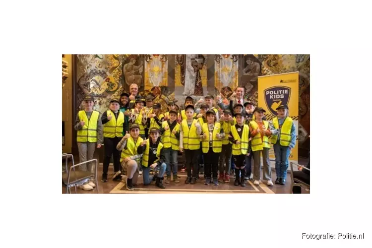 Politiekids Enschede-West beëdigd