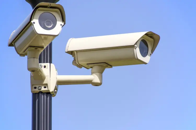 Drie flitspalen Enschede gaan aan
