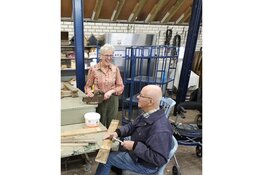 50 jaar in de zorg: Marga Broekhuis viert jubileum op Zorgboerderij Erve Knippert