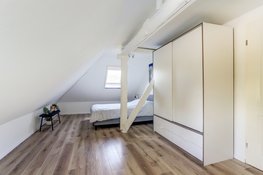 Stap binnen op Laanderweg 19 in Heerhugowaard waar wonen, werken en genieten samenkomen