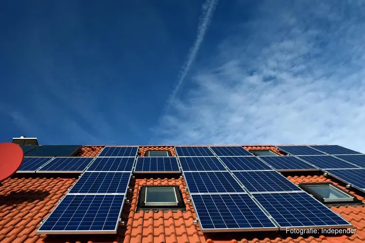Zonnepanelen leveren steeds minder op: Overijsselse huishoudens gemiddeld € 253 minder opbrengst in 2027