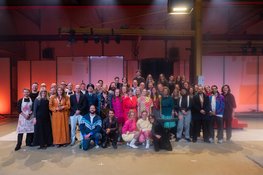 Theater Producties Twente beleeft feestelijke première van grootschalige rockopera in Hal 43